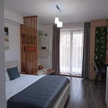 Kaan - Summerland Mamaia