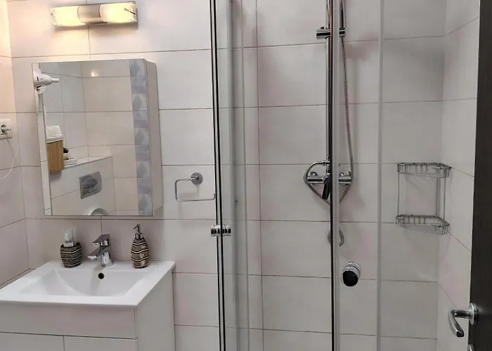 Kaan - Summerland Mamaia